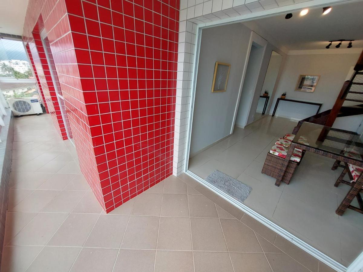 Apartamento A 50M Praia Maitinga, Wifi, Churrasqueira Na Varanda ベルチオガ エクステリア 写真