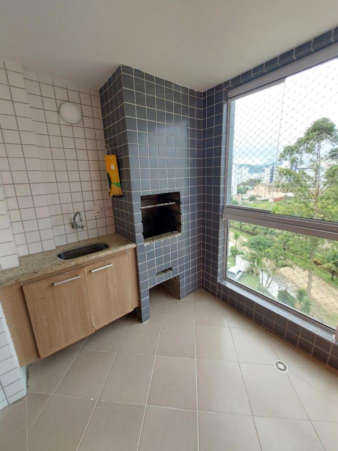 Apartamento A 50M Praia Maitinga, Wifi, Churrasqueira Na Varanda ベルチオガ エクステリア 写真