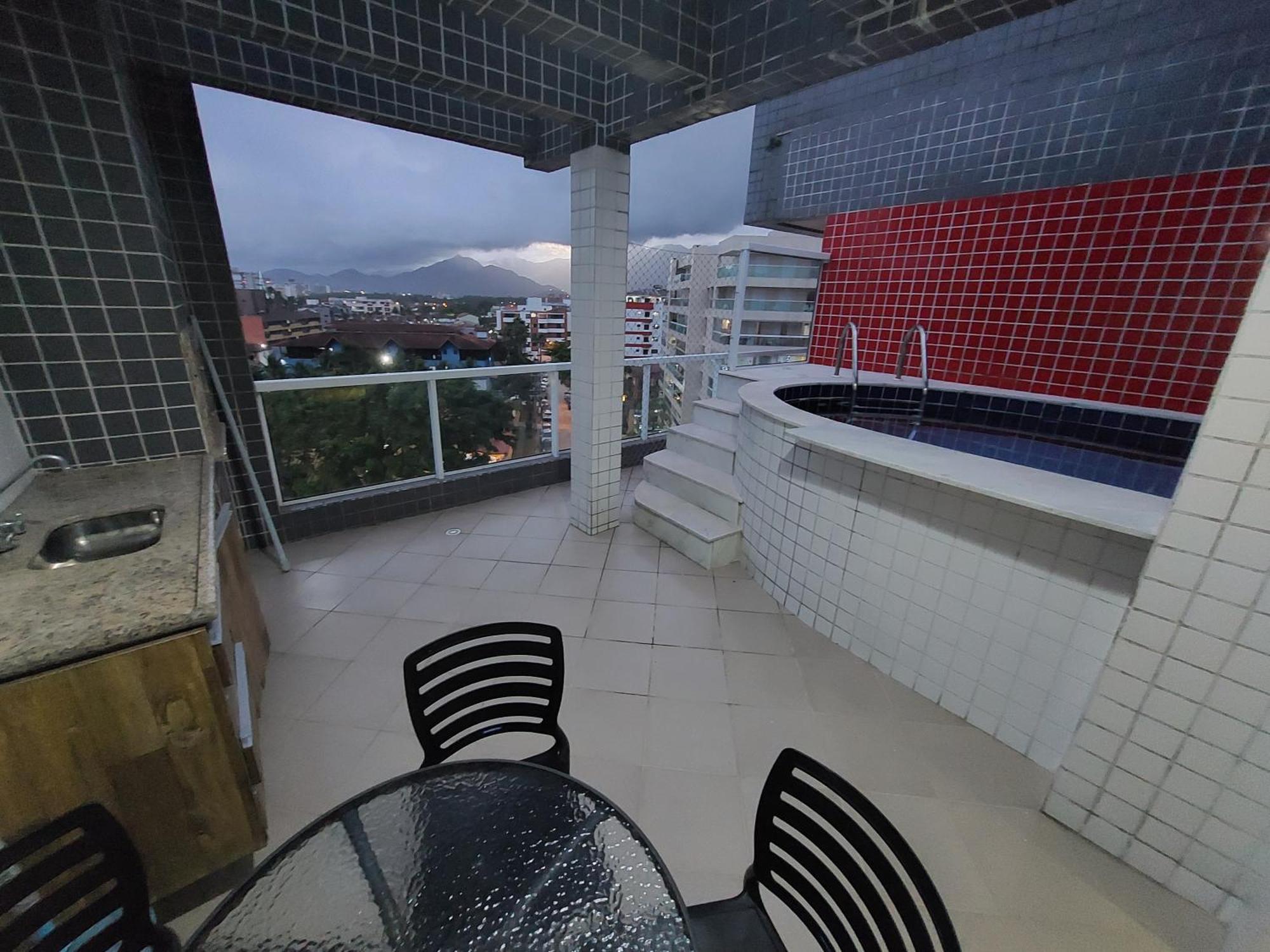 Apartamento A 50M Praia Maitinga, Wifi, Churrasqueira Na Varanda ベルチオガ 部屋 写真